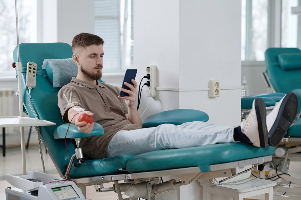 Iron infusions are superior to blood transfusions for anemic surgical patients